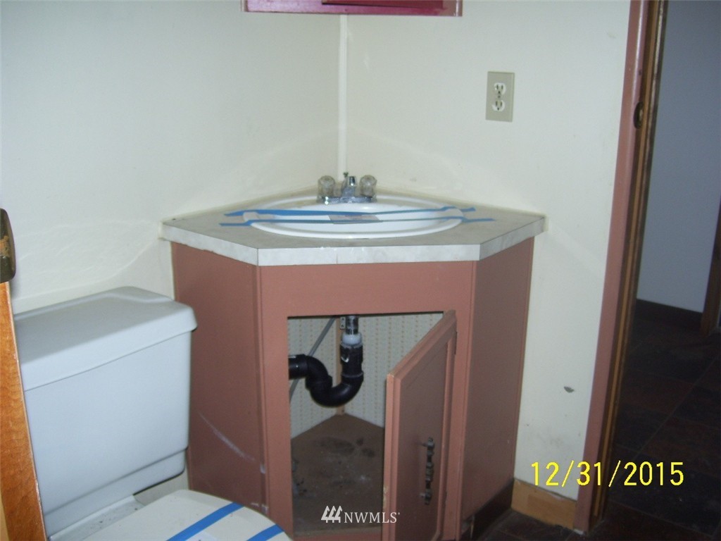 8635 Vince Road Northeast Moses Lake, WA 98837 - Photo 10 of 17 Gallery Image 10
