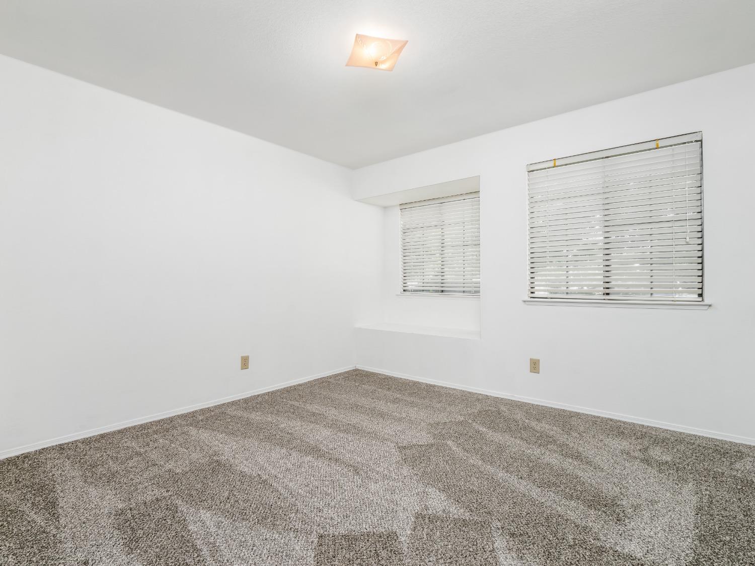 2048 Maple Street Selma, CA 93662 - Photo 11 of 20