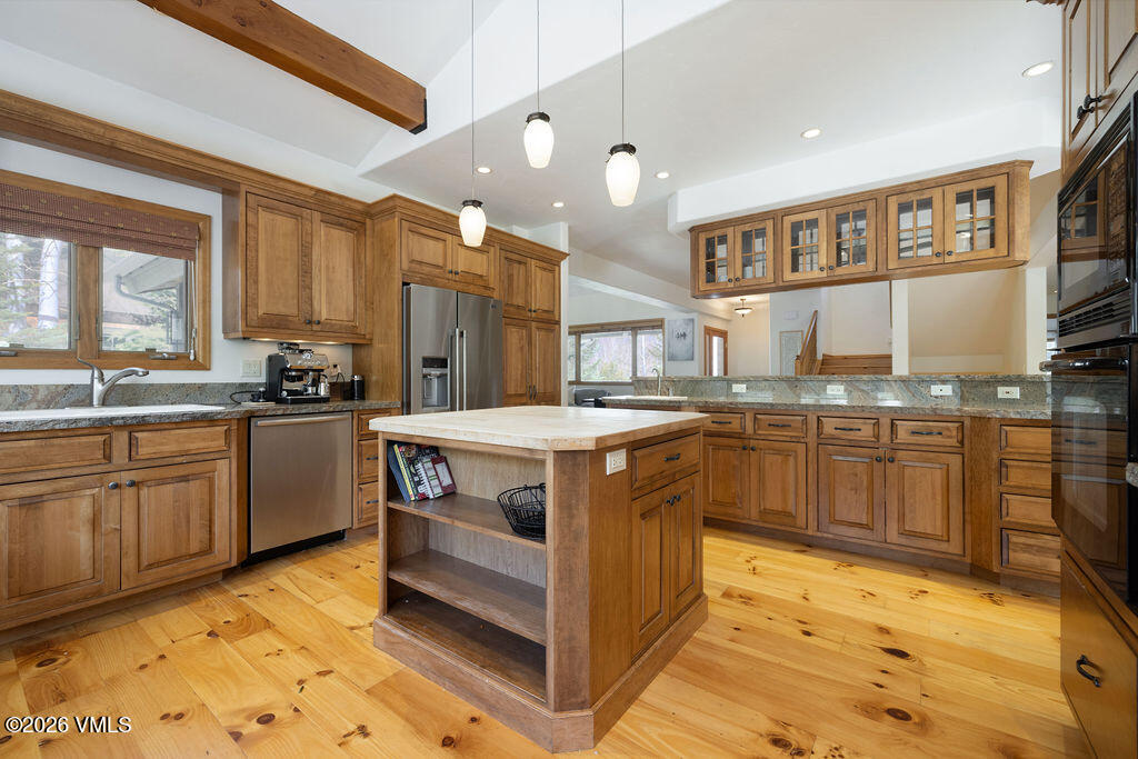 190 Remington Trail Edwards, CO 81632 - Photo 5 of 44 2604_190_remington_interior_kitchen_d