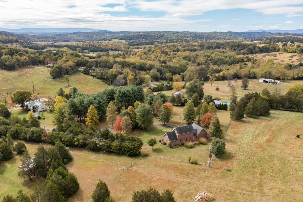 1284 Limestone Road Mount Sidney, VA 24467 - Photo 12 of 65