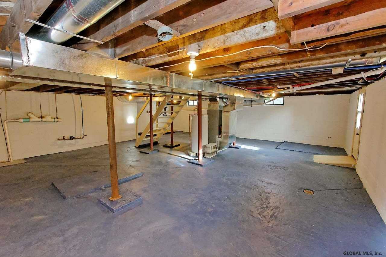86 Spring Road Glenville, NY 12302 - Photo 15 of 19 Photo 15