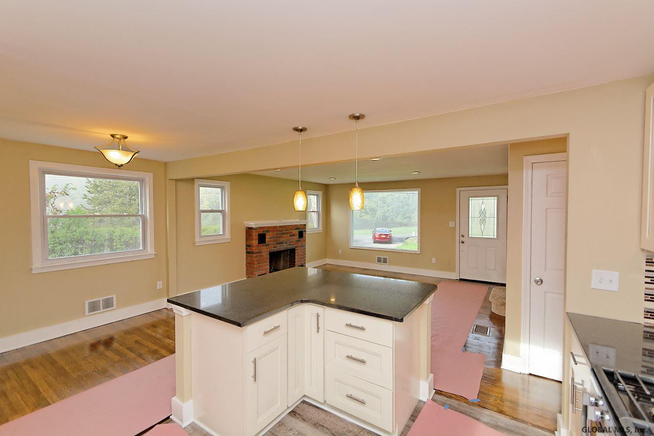 86 Spring Road Glenville, NY 12302 - Photo 4 of 19 Photo 4