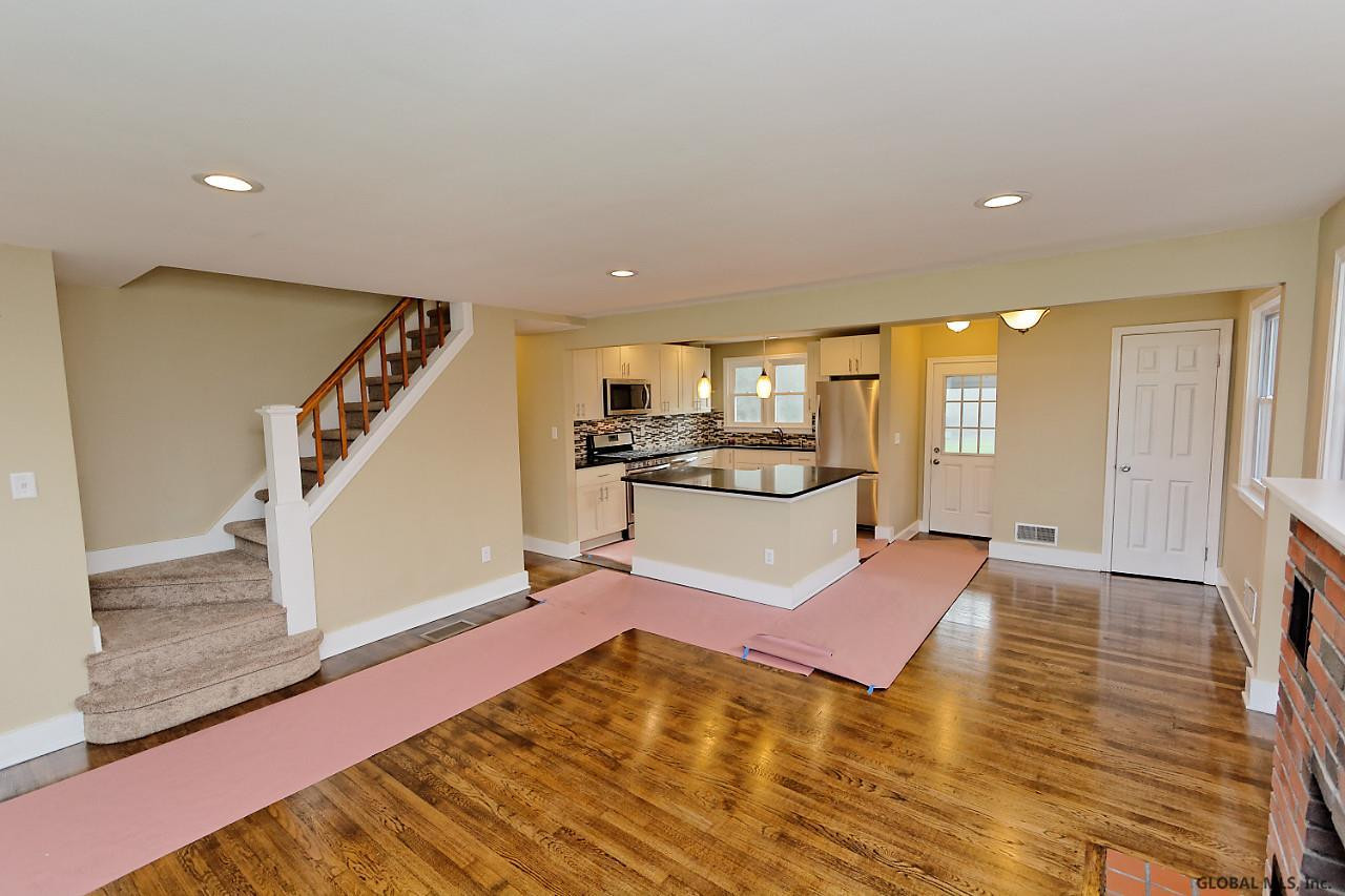 86 Spring Road Glenville, NY 12302 - Photo 5 of 19 Photo 5