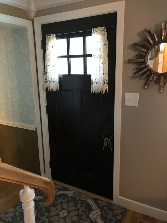 196 Chandler Road Andover, MA 01810 - Photo 12 of 22 Gallery Image 12