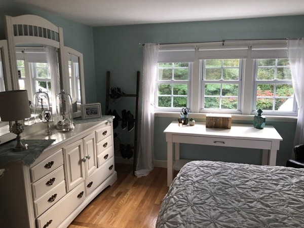 196 Chandler Road Andover, MA 01810 - Photo 15 of 22 Gallery Image 15