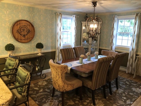 196 Chandler Road Andover, MA 01810 - Photo 7 of 22 Gallery Image 7