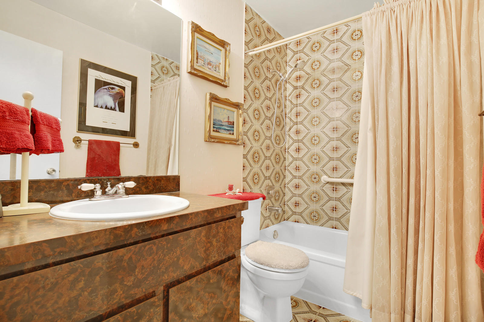 4276 Mediterranean Road Lake Worth, FL 33461 - Photo 14 of 20 Guest Bathroom