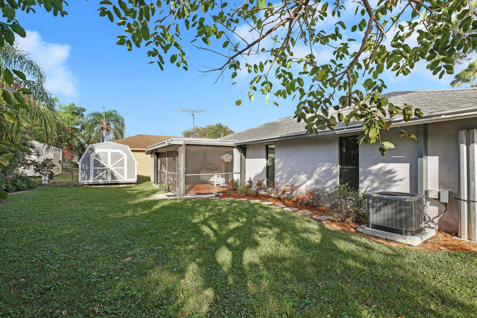 4276 Mediterranean Road Lake Worth, FL 33461 - Photo 19 of 20 Exterior Rear
