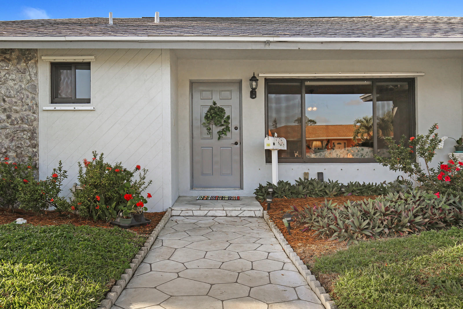 4276 Mediterranean Road Lake Worth, FL 33461 - Photo 2 of 20 Entrance