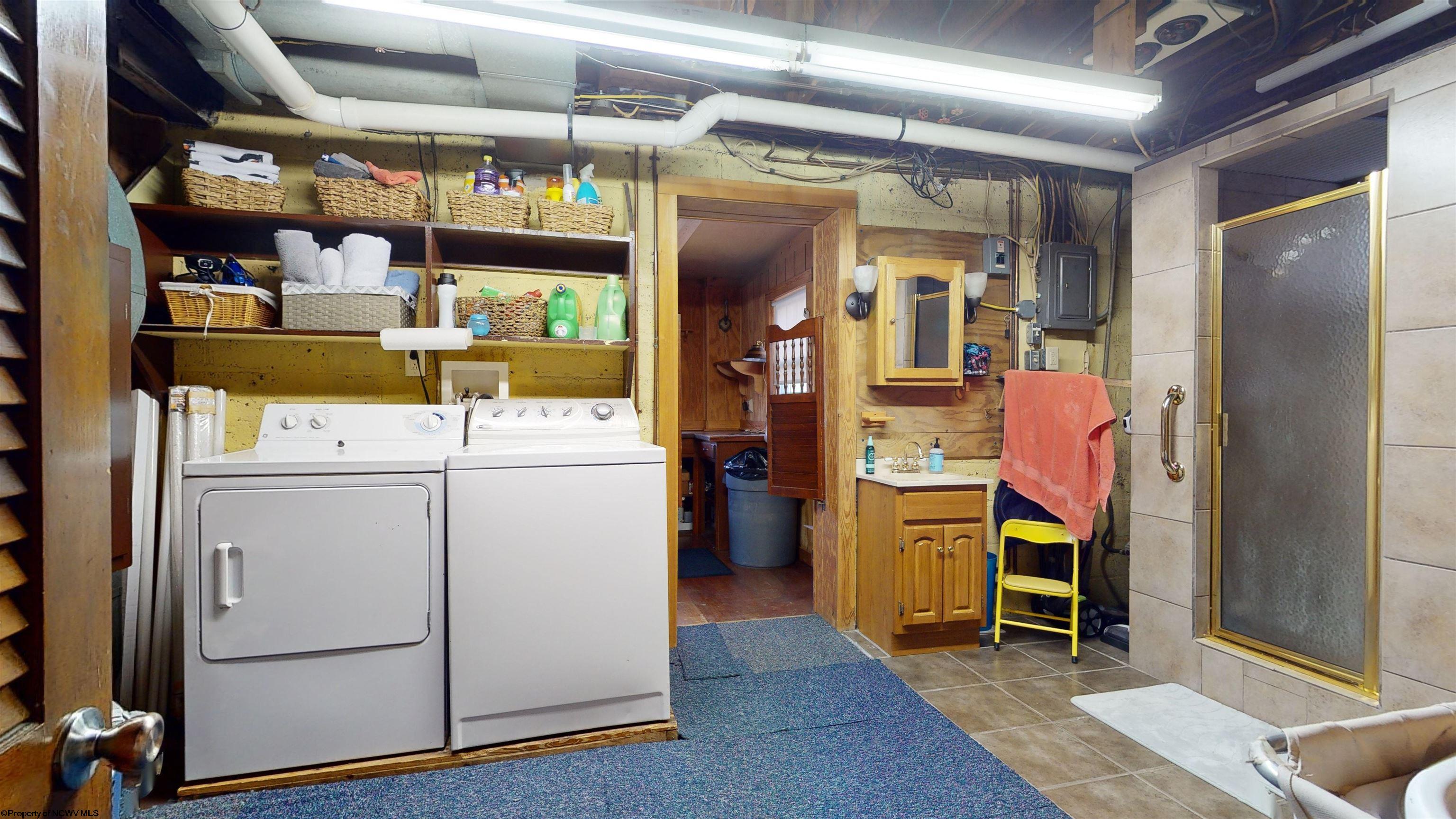 105 Hallhurst Road Fairmont, WV 26554 - Photo 30 of 39 Gallery Image 30