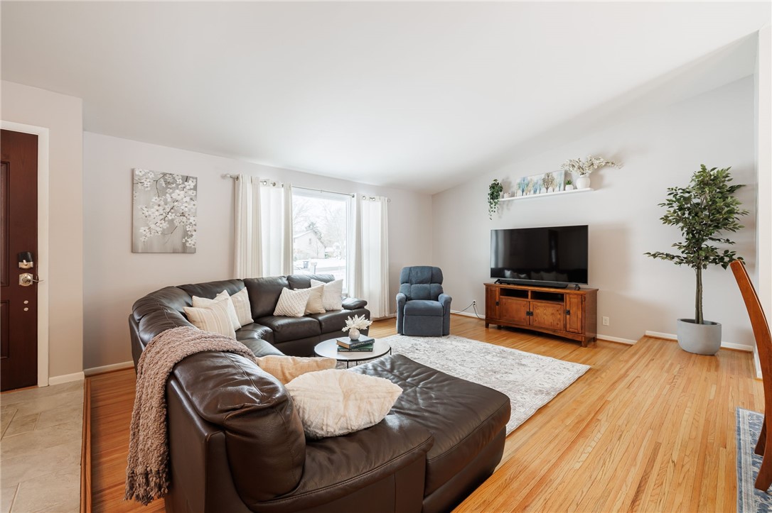 30 Moorland Road Greece, NY 14612 - Photo 3 of 27