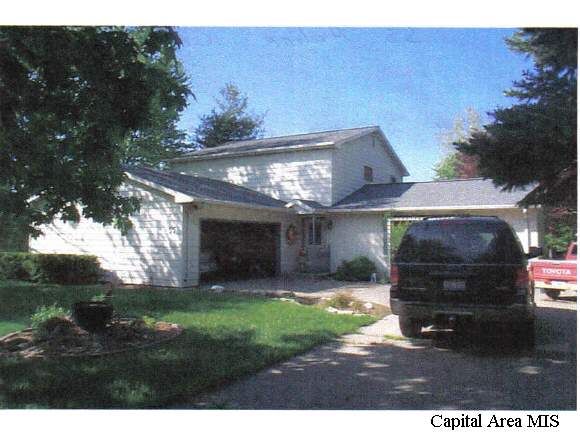 55 Axline Road Chatham, IL 62629 - Photo 1 of 9 Gallery Image 1