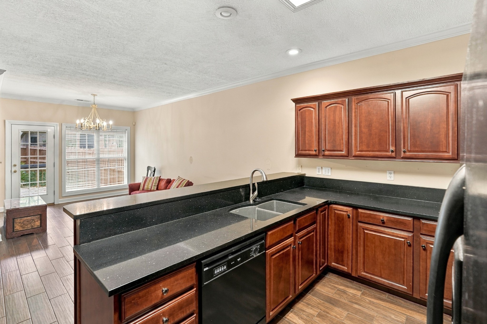 217 Wiley Parker Road Jackson, TN 38305 - Photo 12 of 45 Gallery Image 12