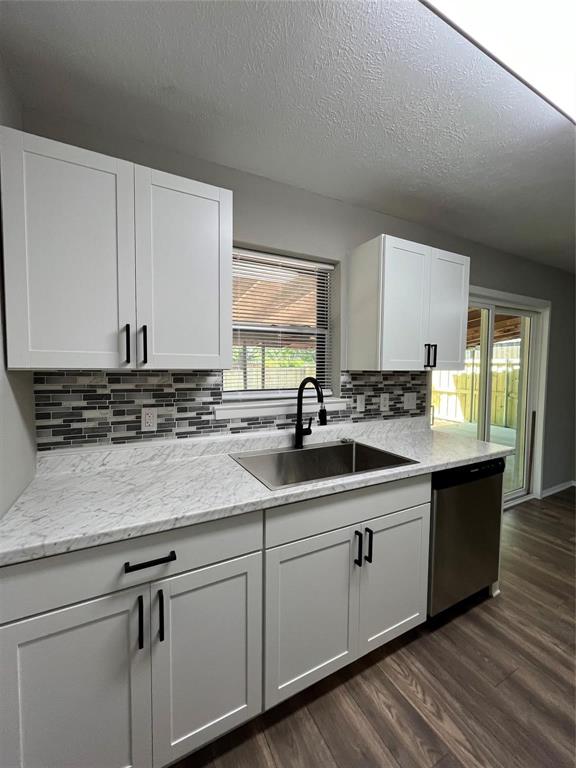 3702 Larry Street Rowlett, TX 75088 - Photo 4 of 12