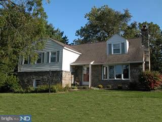 100 Walker Road Wayne, PA 19087 - Photo 1 of 6