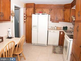 100 Walker Road Wayne, PA 19087 - Photo 4 of 6
