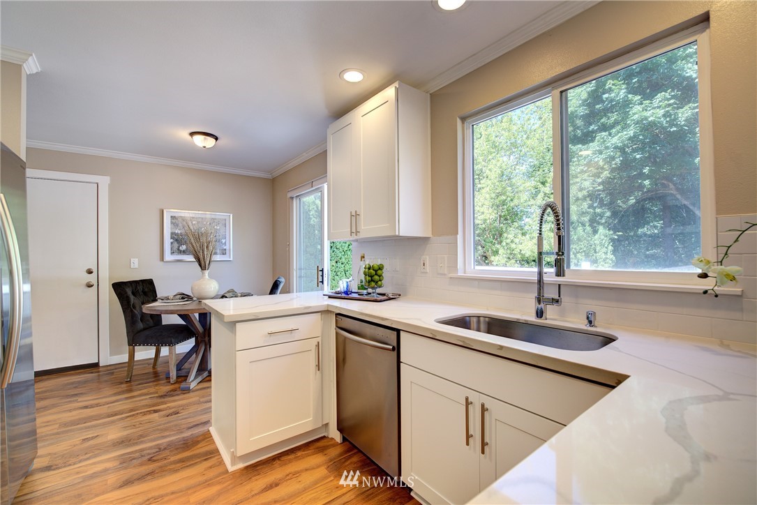 12220 Northeast 169th Street Bothell, WA 98011 - Photo 11 of 24 Gallery Image 11