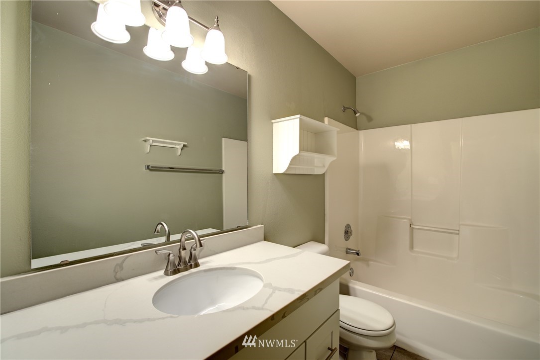 12220 Northeast 169th Street Bothell, WA 98011 - Photo 17 of 24 Gallery Image 17
