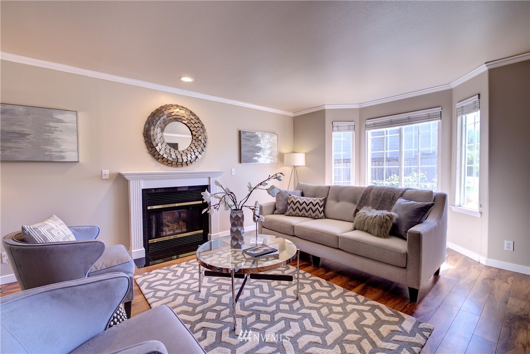 12220 Northeast 169th Street Bothell, WA 98011 - Photo 4 of 24 Gallery Image 4