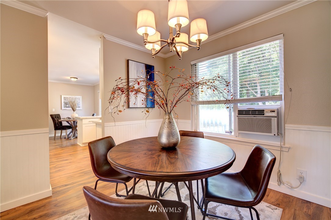 12220 Northeast 169th Street Bothell, WA 98011 - Photo 7 of 24 Gallery Image 7