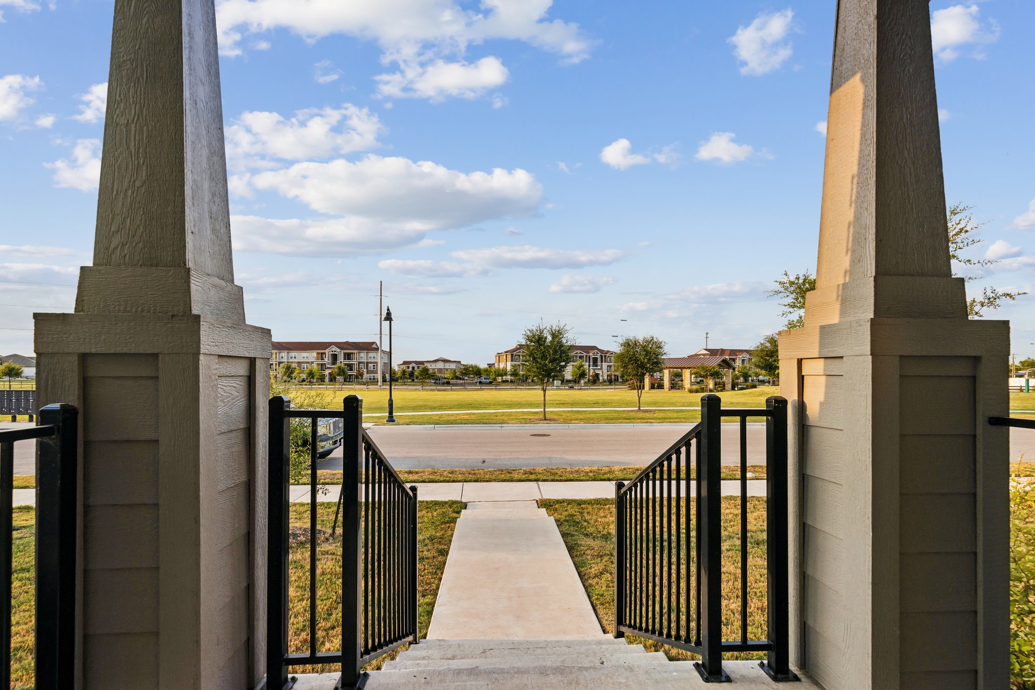 111 Magnolia Ranch Lane Hutto, TX 78634 - Photo 2 of 27 Gallery Image 2