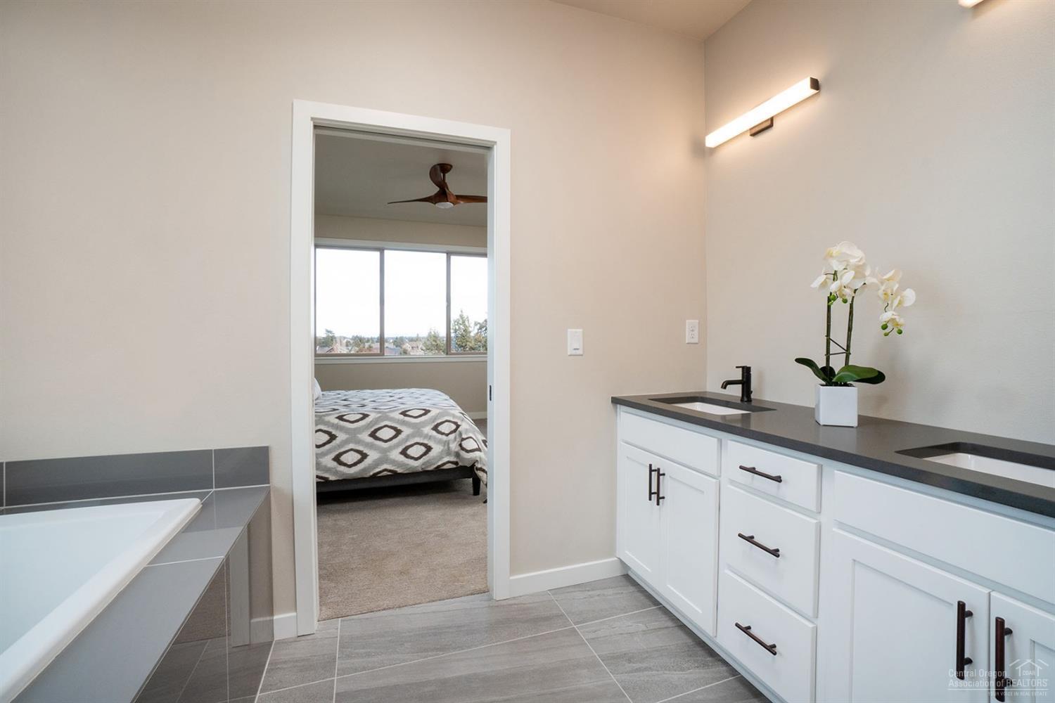 63129 Iner Loop Bend, OR 97701 - Photo 12 of 19 Additional Photo