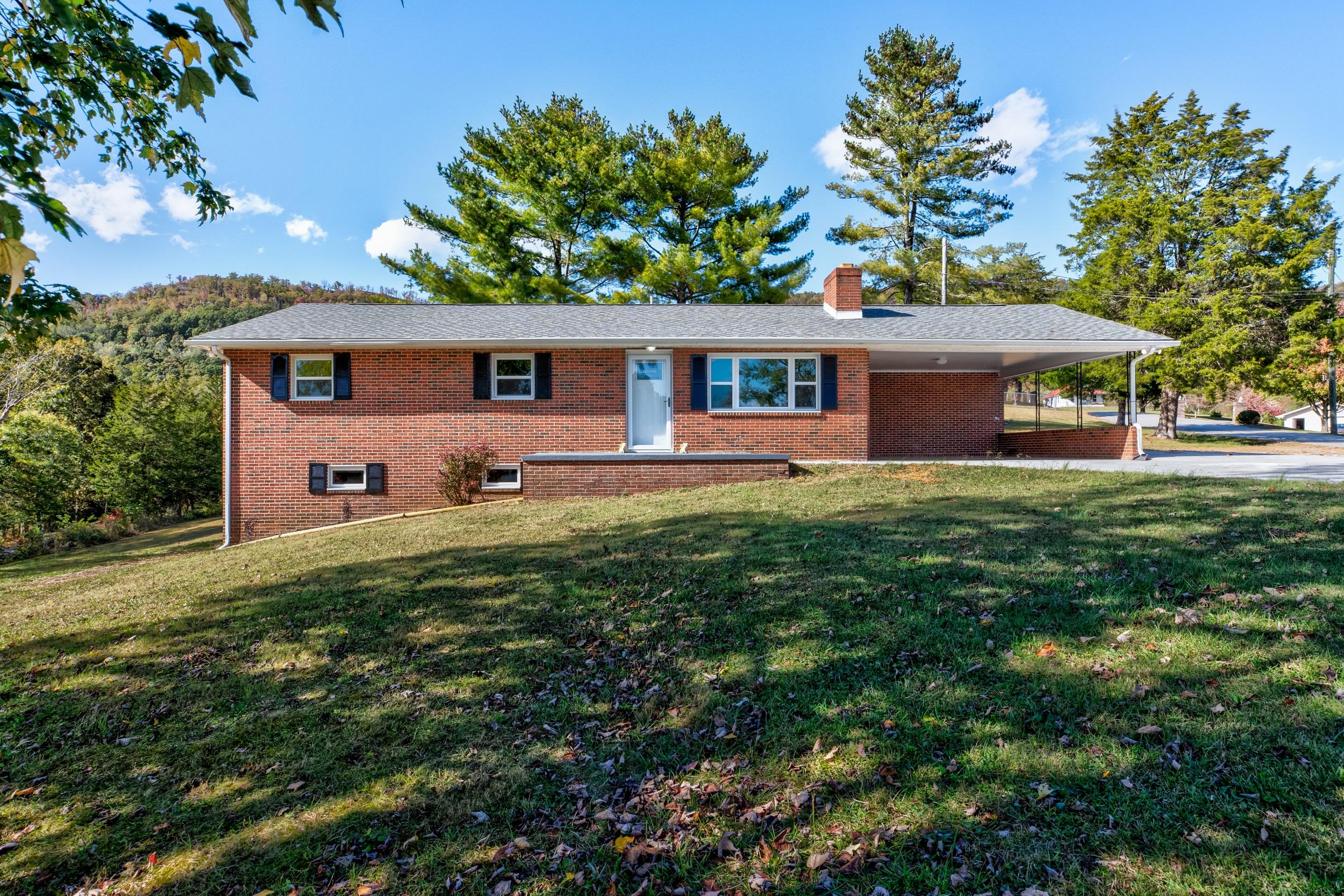 890 Butter And Egg Road Jacksboro, TN 37757 - Photo 1 of 38 890 Butter and Egg Rd-1