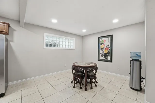 a view of workspace with furniture