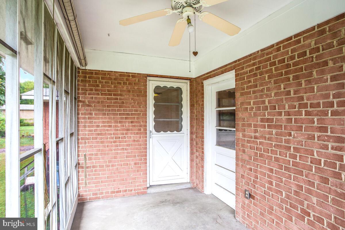 7805 Woodyard Road Clinton, MD 20735 - Photo 19 of 24 Gallery Image 19