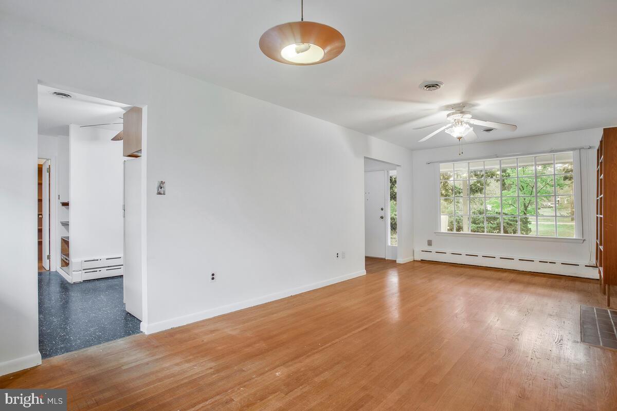 7805 Woodyard Road Clinton, MD 20735 - Photo 7 of 24 Gallery Image 7