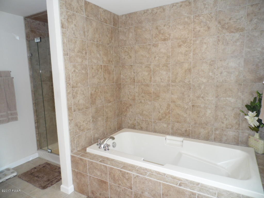 137 Hay Road Milford, PA 18337 - Photo 41 of 53 Master bath 3