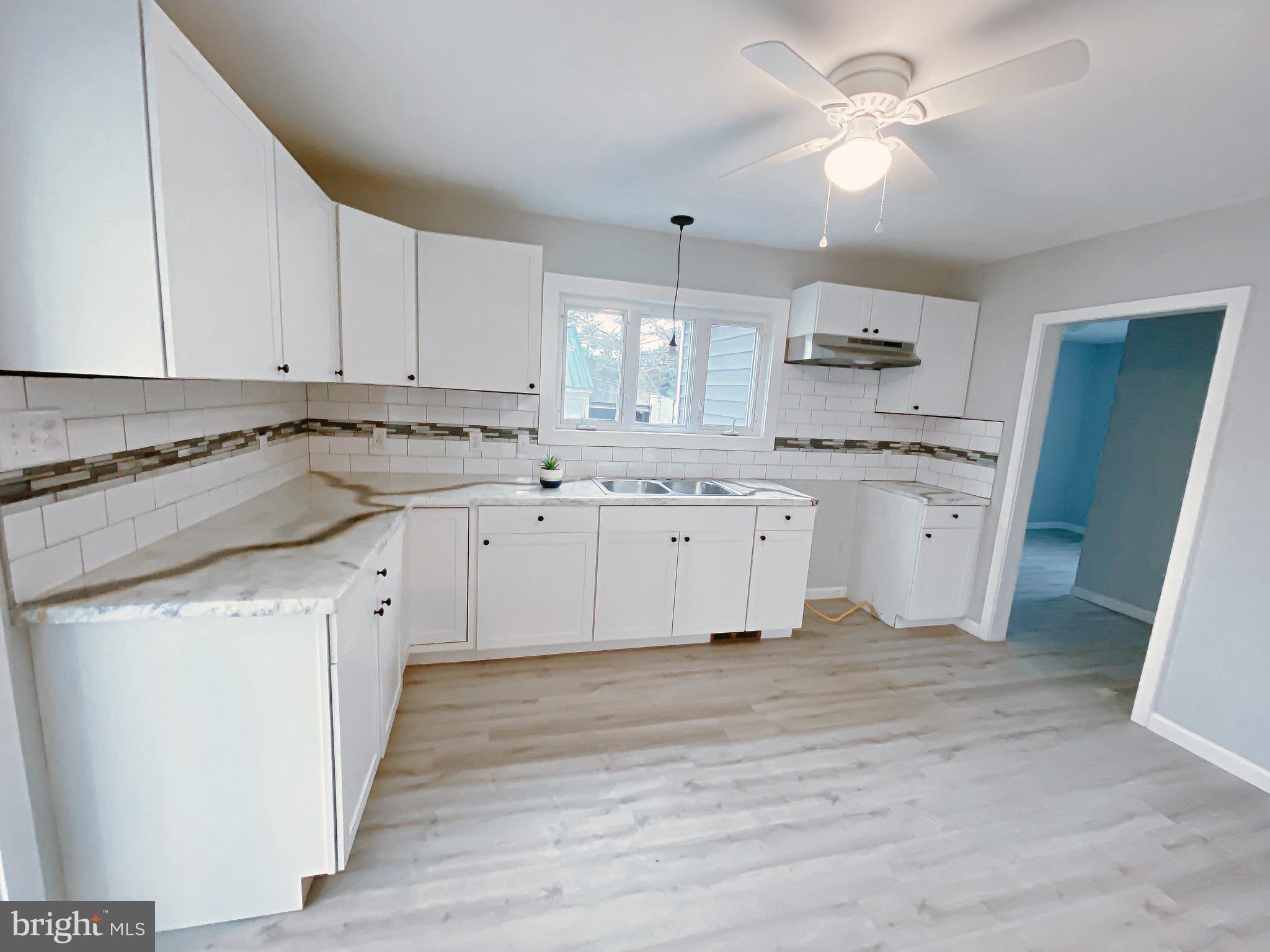 28092 Oneals Road Seaford, DE 19973 - Photo 7 of 24 Kitchen