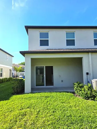 $2,000 | 2646 Sunray Venus Way, Ruskin, FL 33570