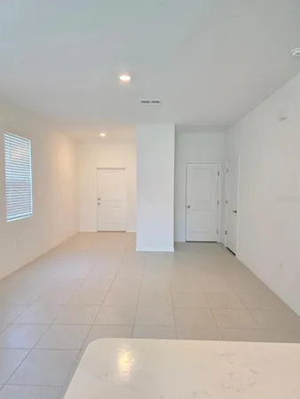 $2,000 | 2646 Sunray Venus Way, Ruskin, FL 33570