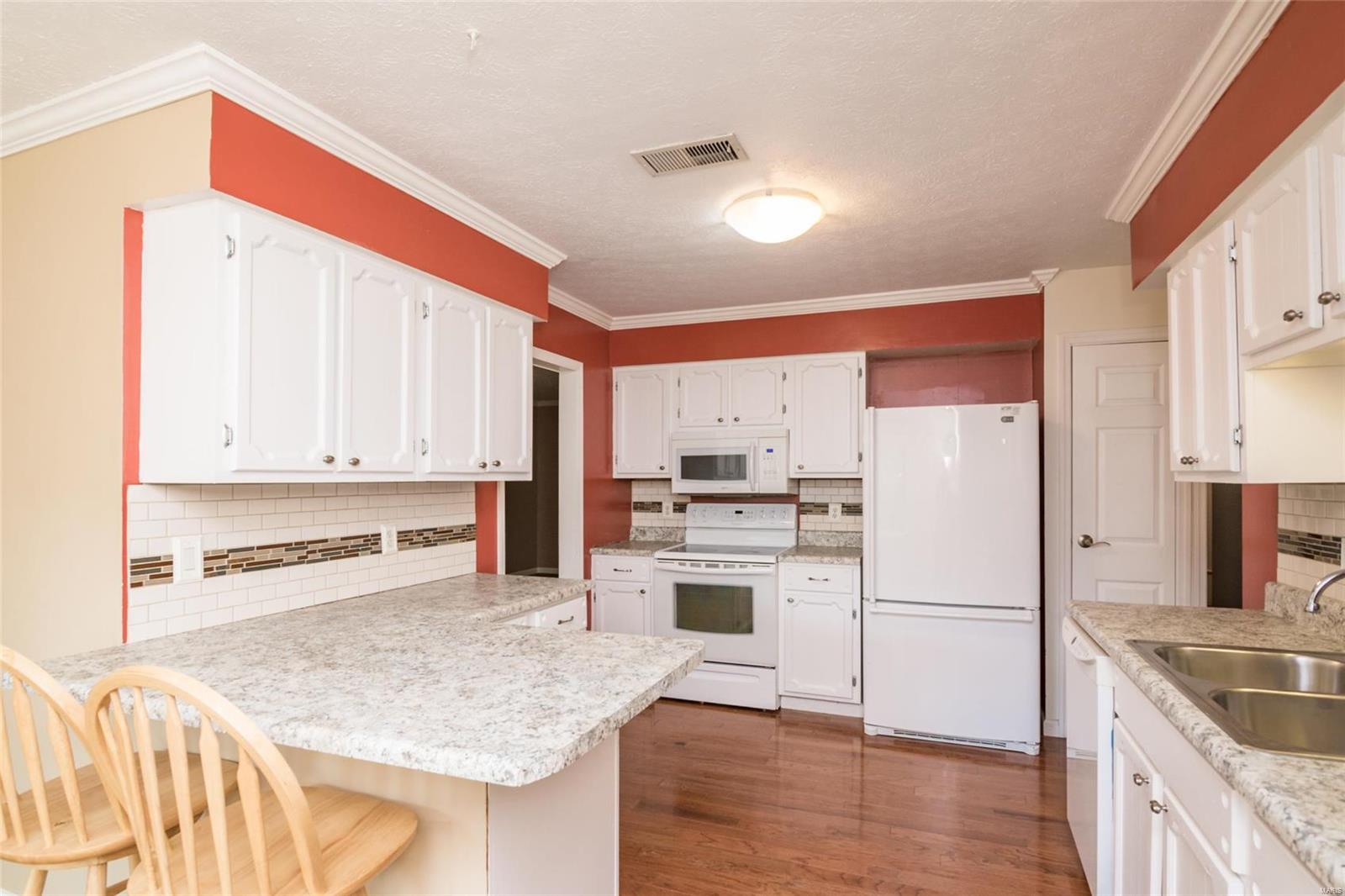 3212 Mill Springs Road Belleville, IL 62221 - Photo 11 of 30 Gallery Image 11
