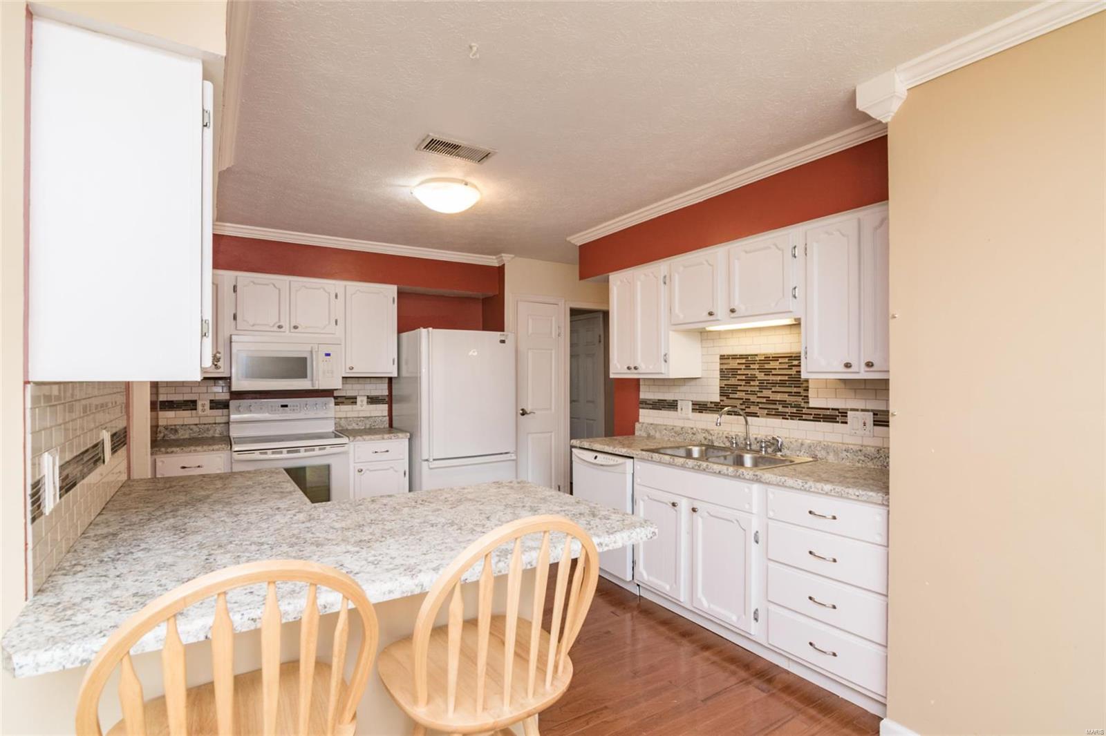 3212 Mill Springs Road Belleville, IL 62221 - Photo 13 of 30 Gallery Image 13