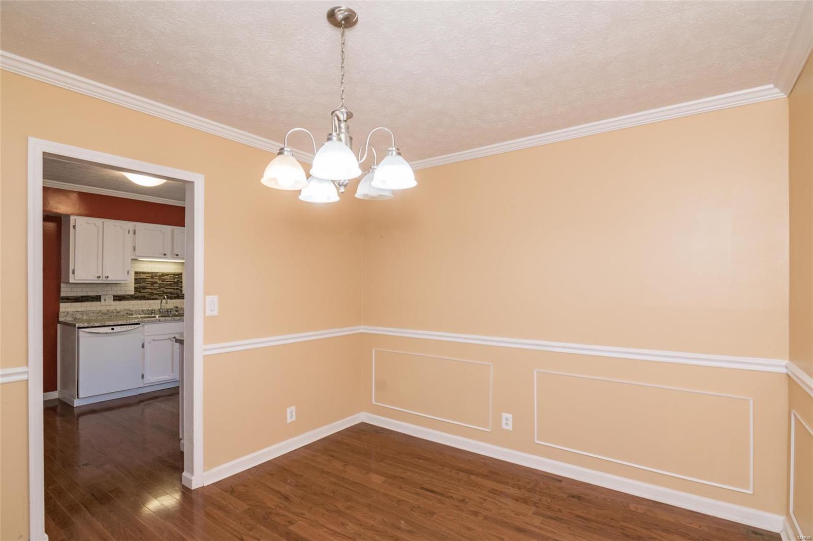3212 Mill Springs Road Belleville, IL 62221 - Photo 8 of 30 Gallery Image 8