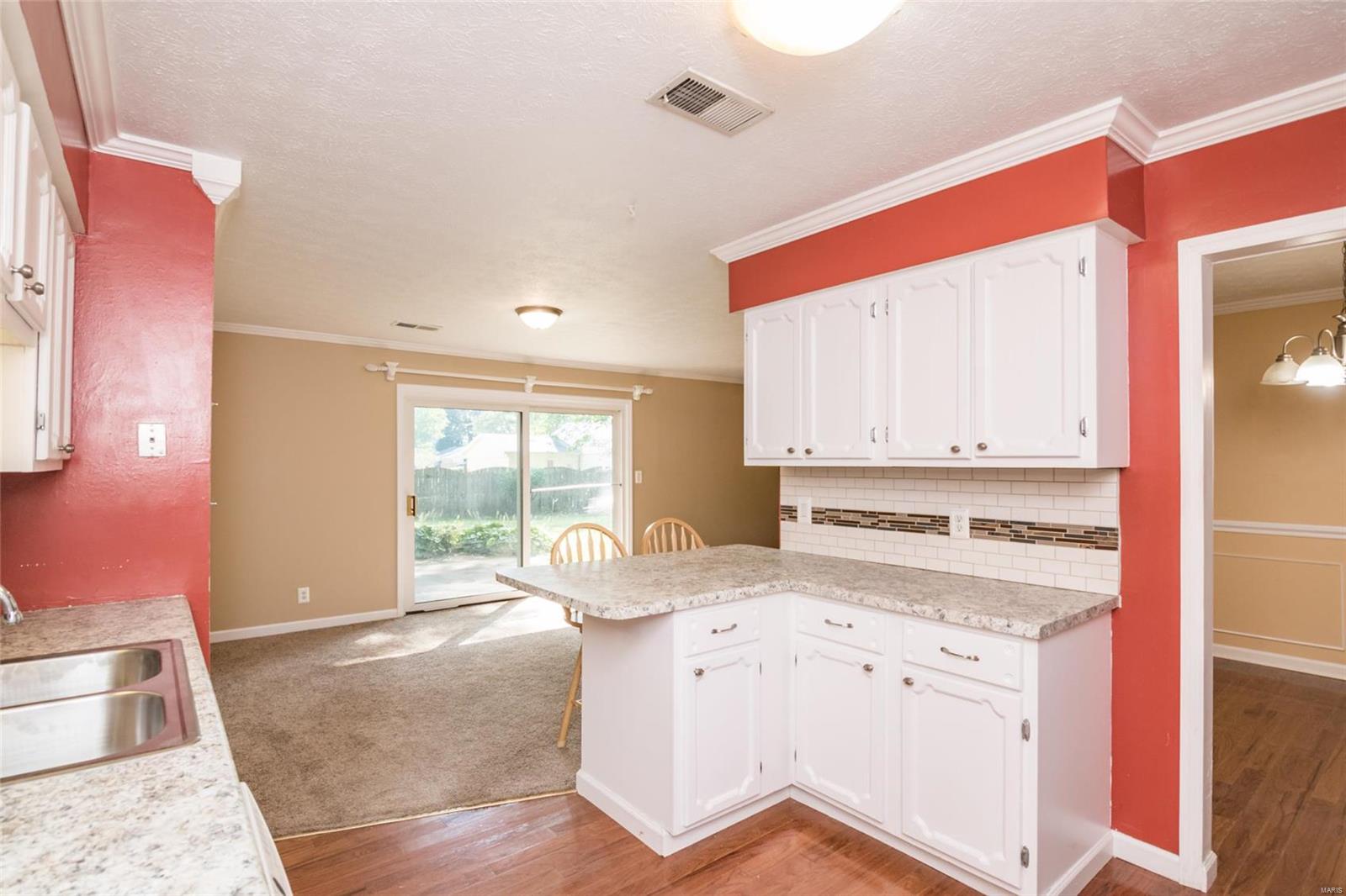 3212 Mill Springs Road Belleville, IL 62221 - Photo 10 of 30 Gallery Image 10