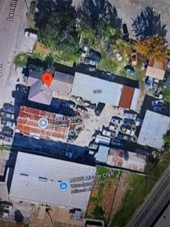 an aerial view of a yard