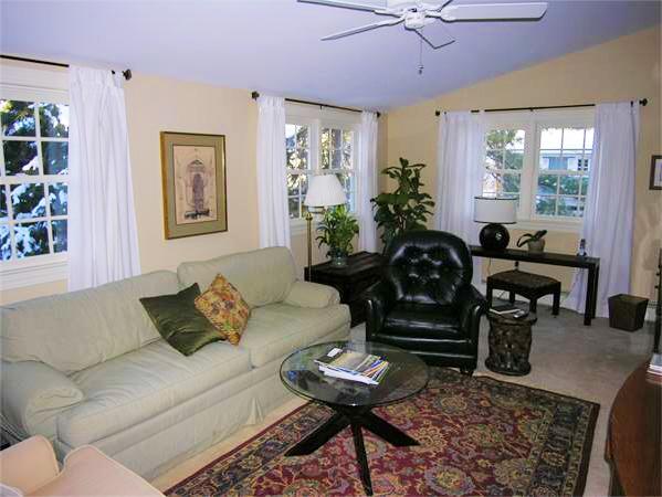 10 Lawrence Road Needham, MA 02492 - Photo 12 of 25