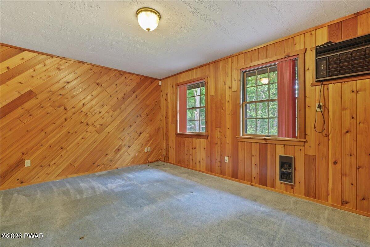 20 Kensington Road Hawley, PA 18428 - Photo 33 of 43