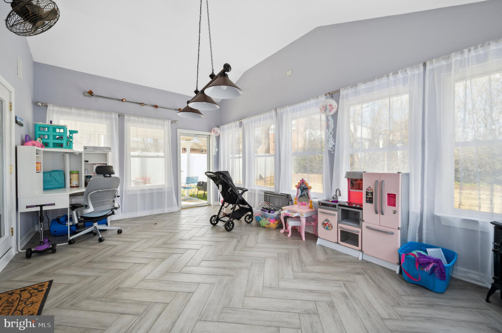 541 Kent Road Springfield, PA 19064 - Photo 10 of 18