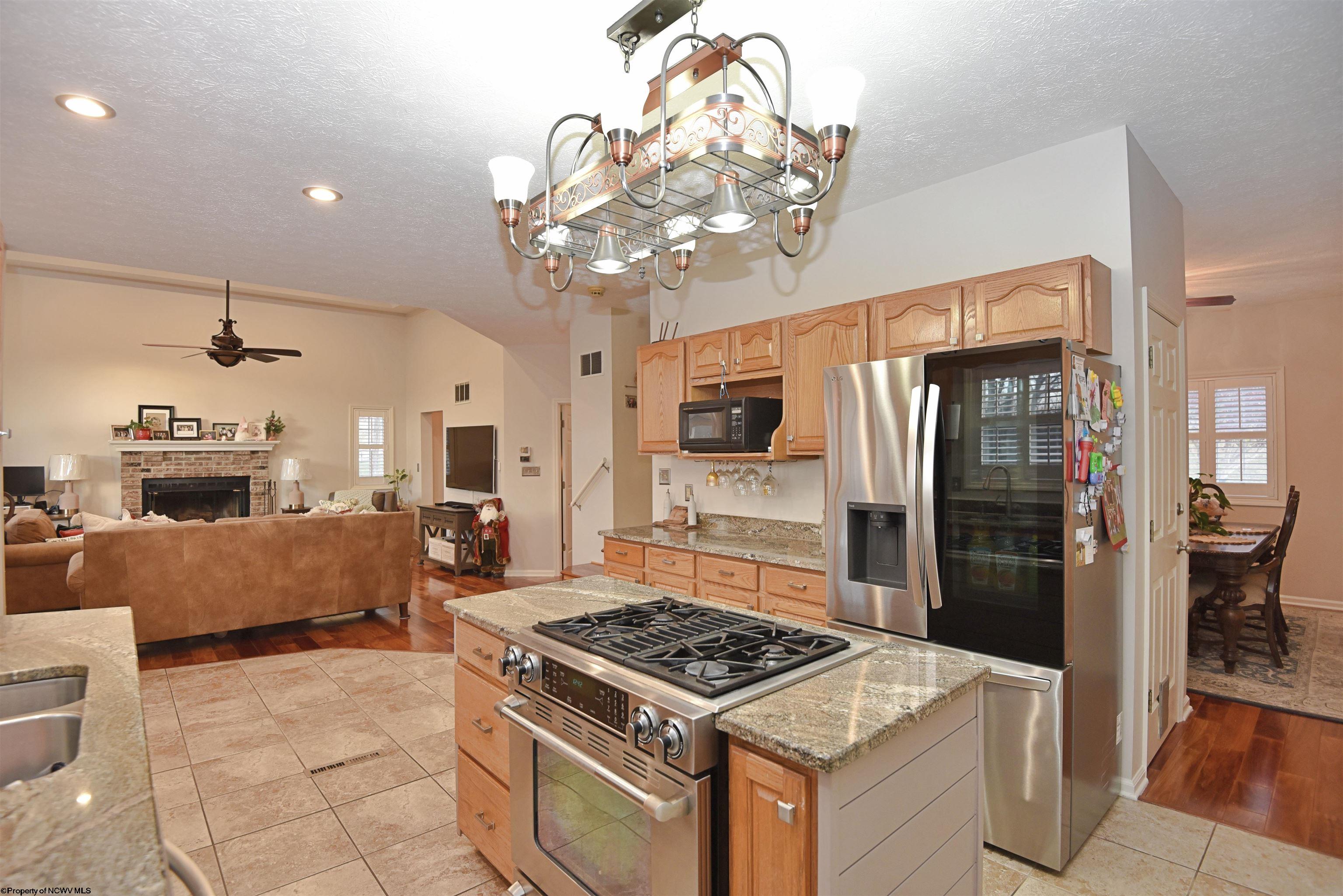 2012 Tanglewood Road Bridgeport, WV 26330 - Photo 14 of 44 Gallery Image 14