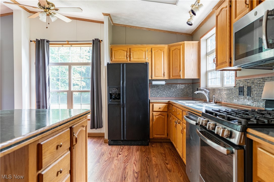 10621 Jones Road Diamond, OH 44412 - Photo 14 of 42 Gallery Image 14