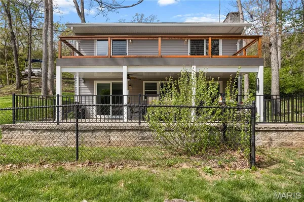$299,999 | 210 North Lake Drive, Hillsboro, MO 63050