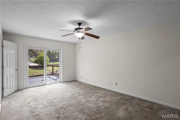 $299,999 | 210 North Lake Drive, Hillsboro, MO 63050