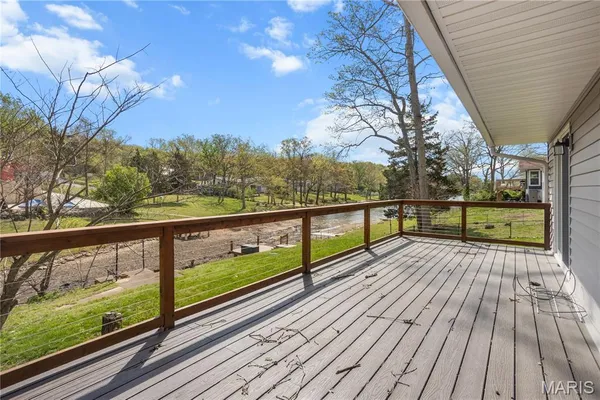 $299,999 | 210 North Lake Drive, Hillsboro, MO 63050