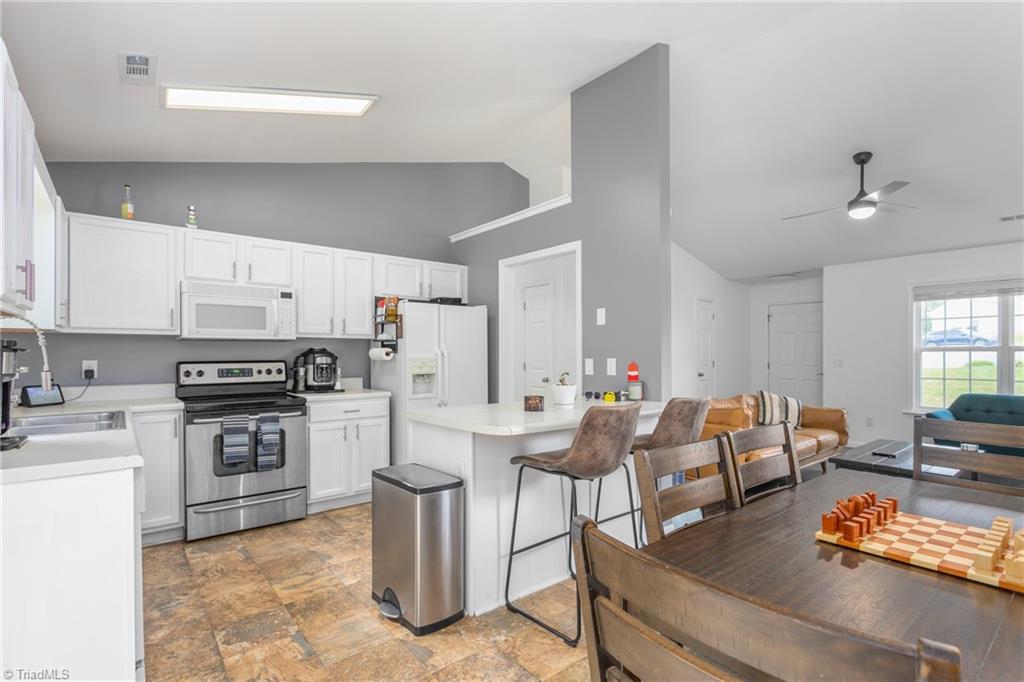 3105 Beeson Acres Road Winston-Salem, NC 27105 - Photo 9 of 25