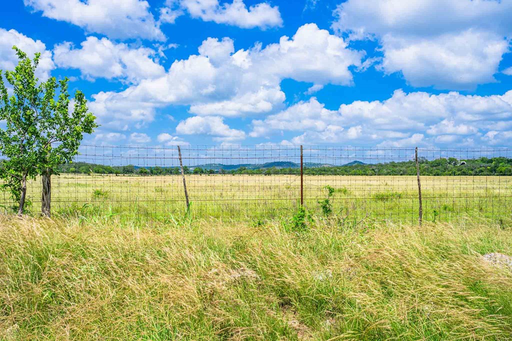 8 Cypress Creek Road Comfort, TX 78013 - Photo 28 of 39