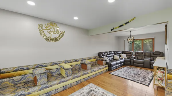 $579,000 | 12815 Seneca Drive, Palos Heights, IL 60463